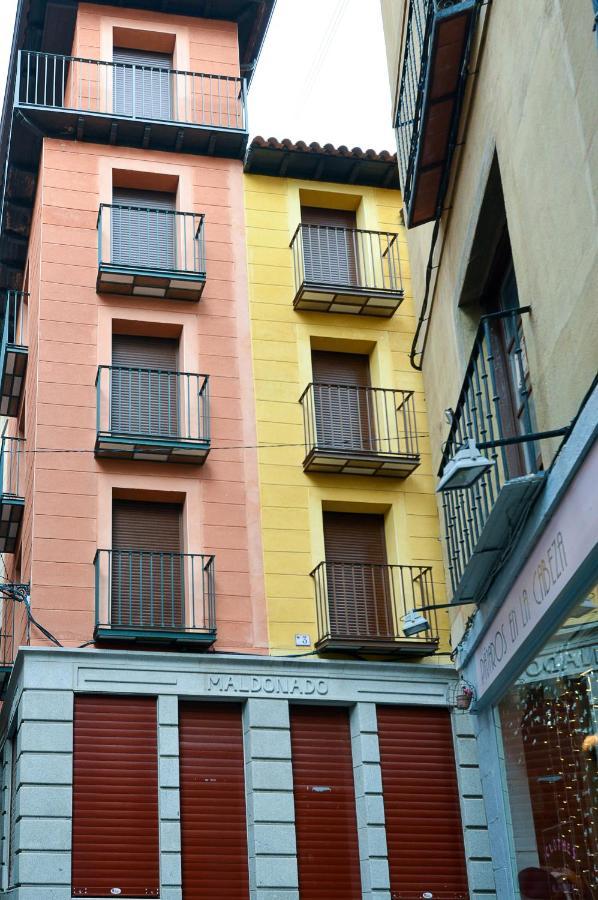 Apartamentos Turisticos 톨레도 외부 사진