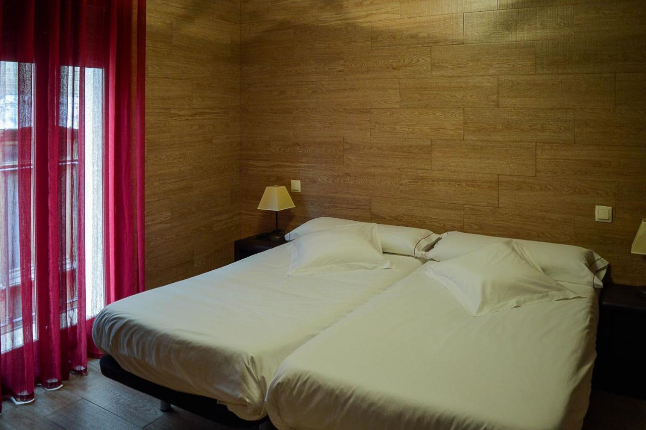 Apartamentos Turisticos 톨레도 외부 사진
