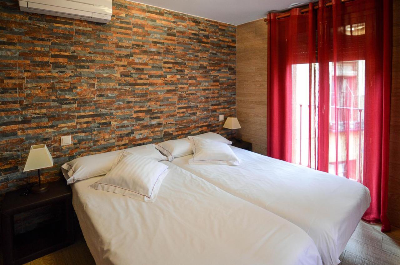 Apartamentos Turisticos 톨레도 외부 사진